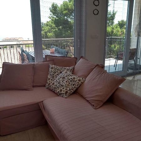 Apartments Viskovic Макарска Экстерьер фото