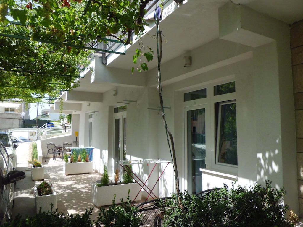 Apartments Viskovic Макарска Экстерьер фото
