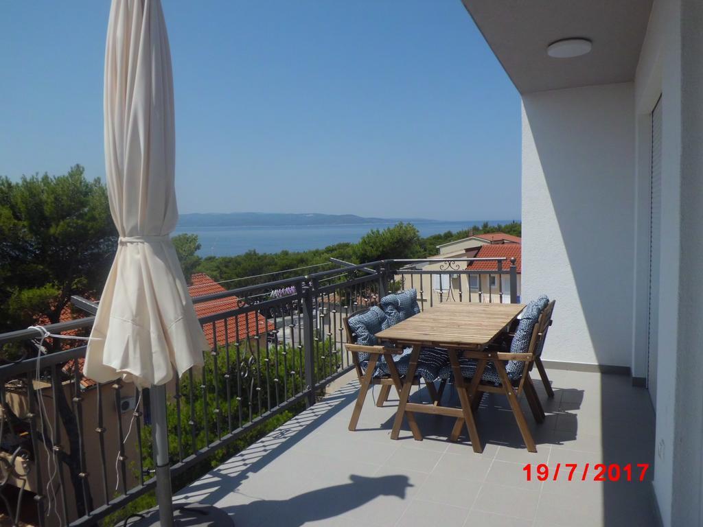 Apartments Viskovic Макарска Экстерьер фото
