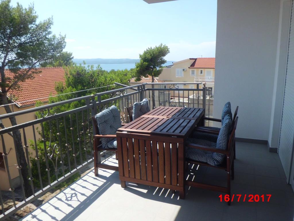 Apartments Viskovic Макарска Экстерьер фото