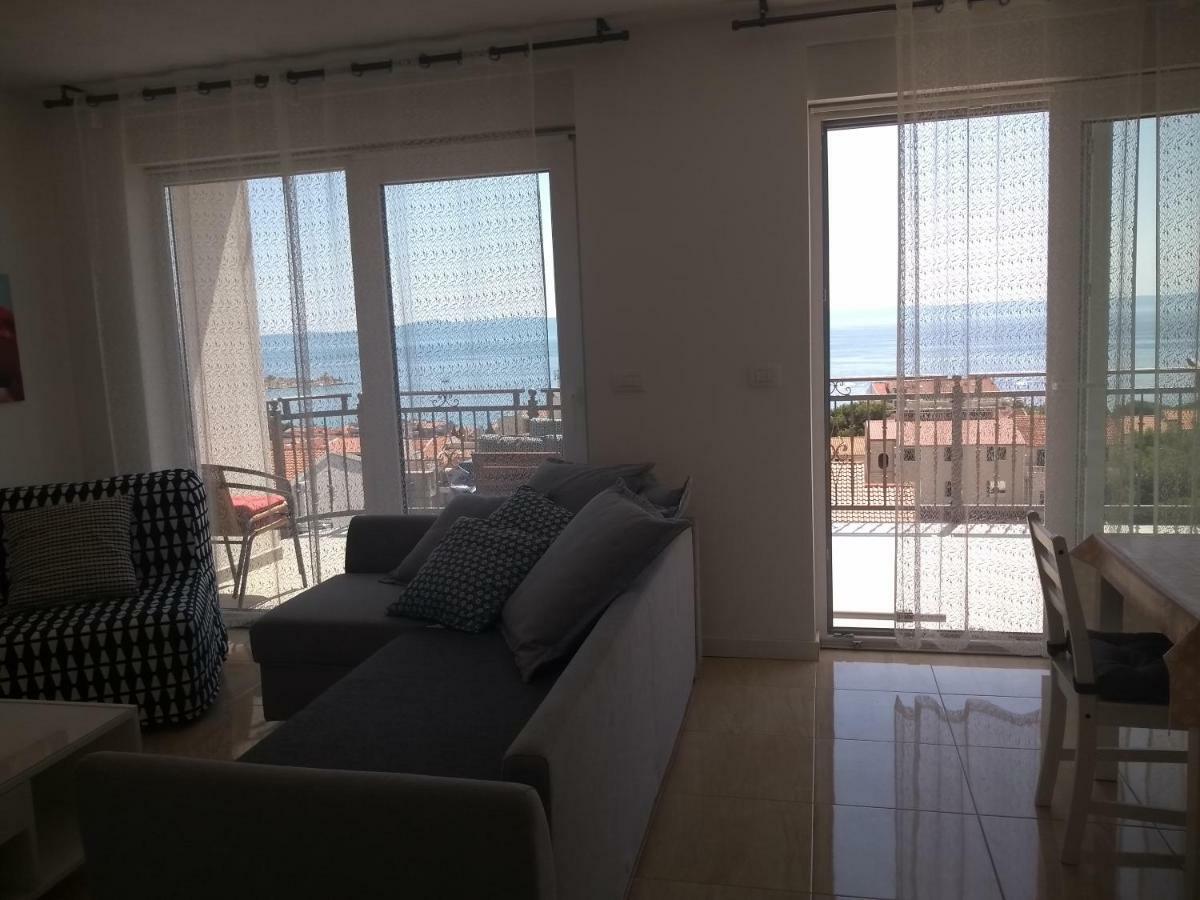 Apartments Viskovic Макарска Экстерьер фото